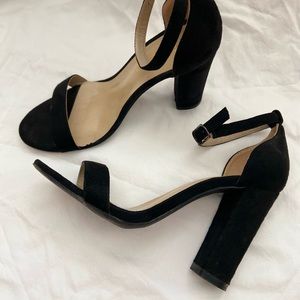 Black Block Heel